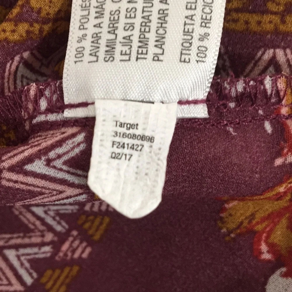 Knox Rose Boho Peasant Top with Tassels Small - Picture 9 of 9